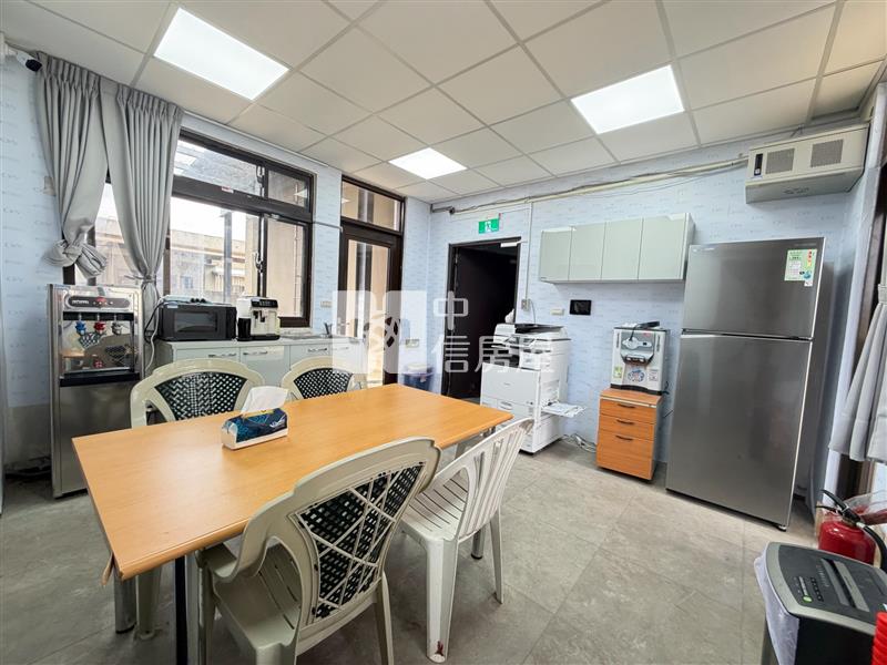 楊梅五楊科技園區獨棟電梯廠房房屋室內格局與周邊環境