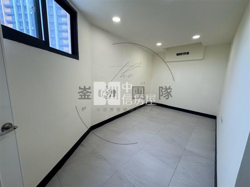 平鎮金陵路透天房屋室內格局與周邊環境
