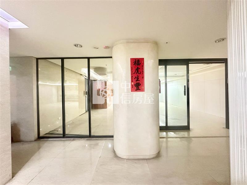 瑞聯天廈雙拼商辦附四車位房屋室內格局與周邊環境