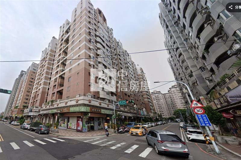SOGO傳家金店面+平面車位房屋室內格局與周邊環境