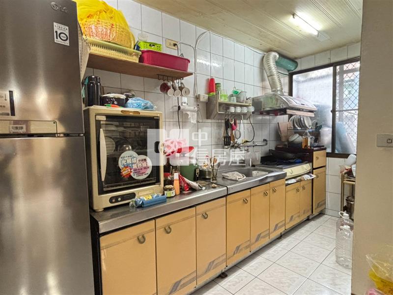 和順國宅公園2樓寓房屋室內格局與周邊環境