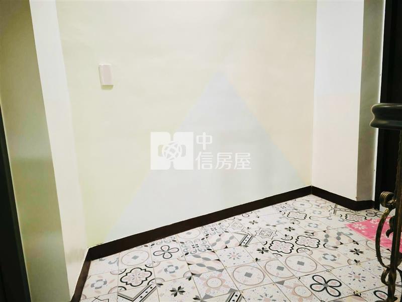 七堵區大華一路2F房屋室內格局與周邊環境