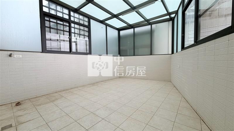 玉山路尾庭院3車別墅房屋室內格局與周邊環境