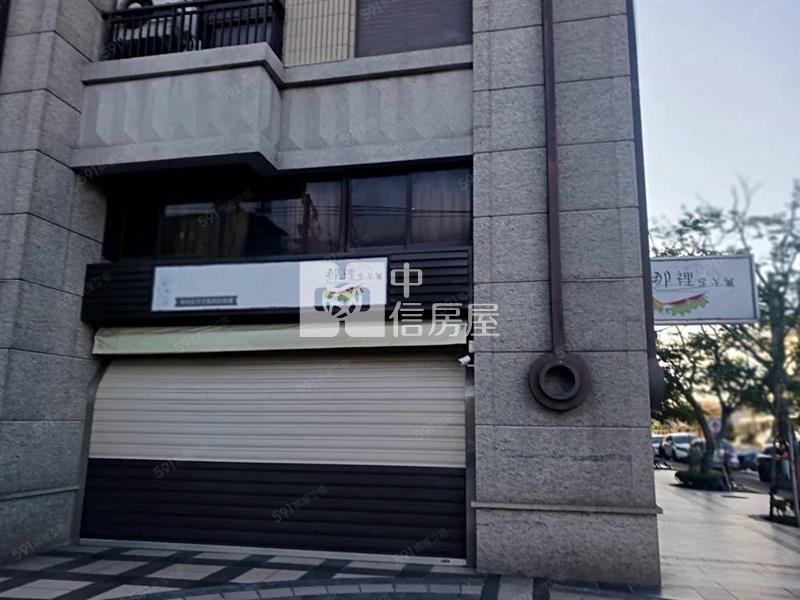 K32.三角窗挑高雙店面 【捷運新北園區站加盟店】房屋室內格局與周邊環境