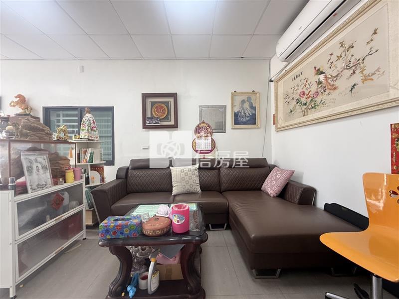 茄萣成功國小透天房屋室內格局與周邊環境