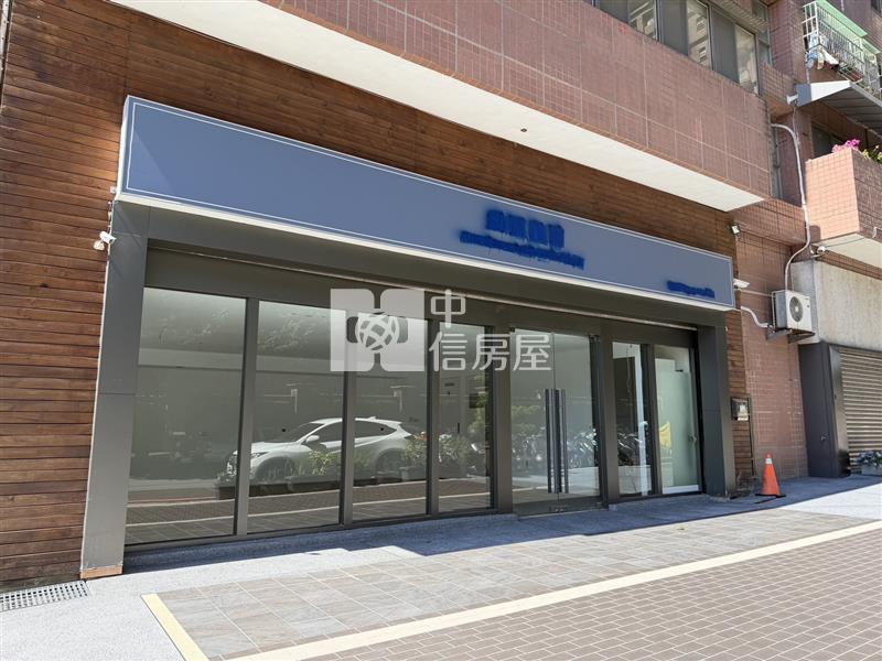 中科寶輝商圈角間店面房屋室內格局與周邊環境
