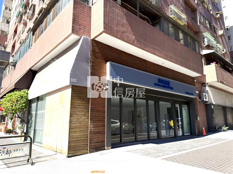 中科寶輝商圈角間店面房屋室內格局與周邊環境