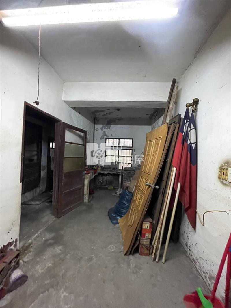 ㊣中山東路商業區黃金店面房屋室內格局與周邊環境