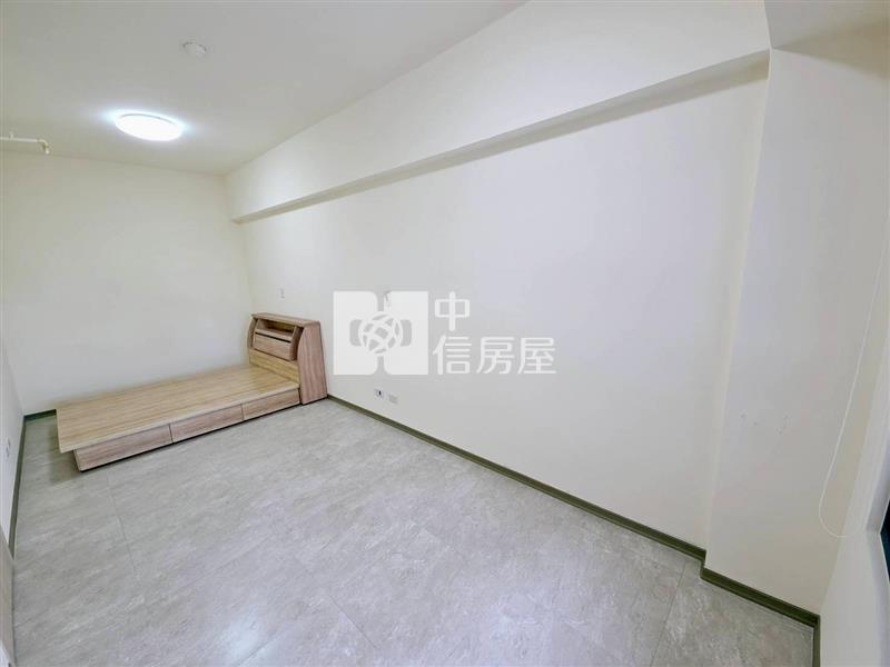 高鐵A18站前.國家大院.高樓層兩房車房屋室內格局與周邊環境