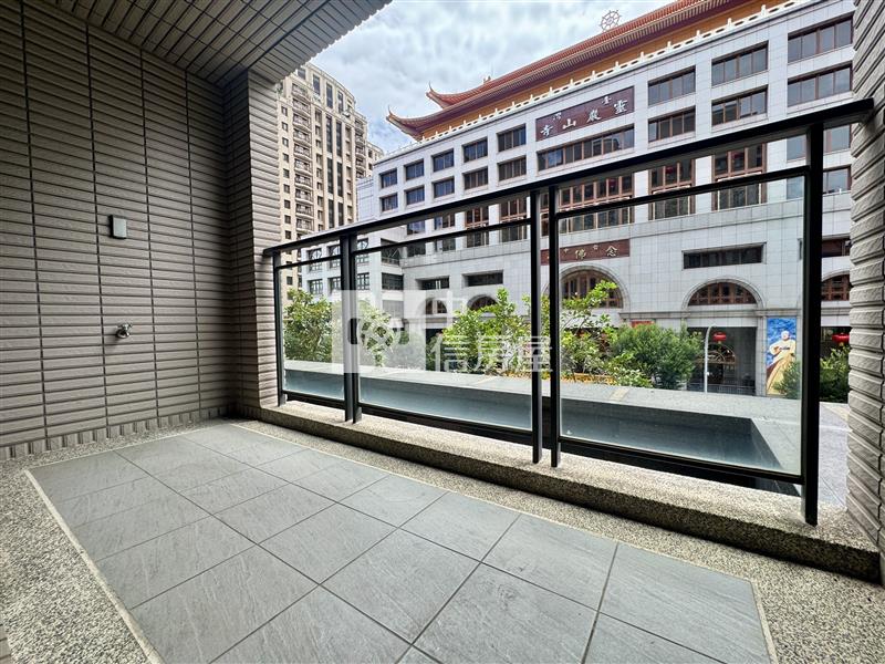 八期好市多旁惠宇豐閣大三房平車美廈房屋室內格局與周邊環境