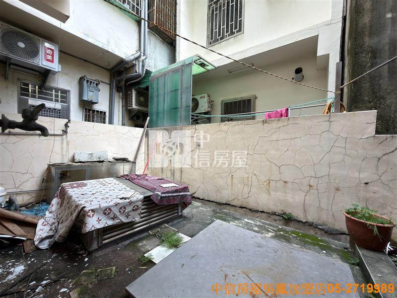 興嘉國小旁樓店房屋室內格局與周邊環境