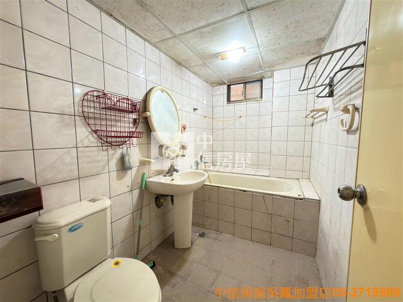 興嘉國小旁樓店房屋室內格局與周邊環境