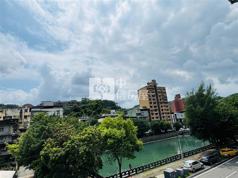 田寮河旁透天店面房屋室內格局與周邊環境