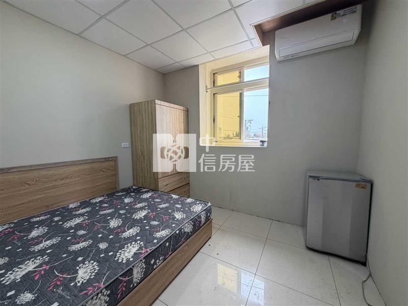泳泳路11套房 收租透天房屋室內格局與周邊環境