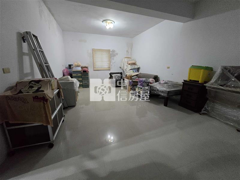 近新坡大坪數便宜農舍房屋室內格局與周邊環境