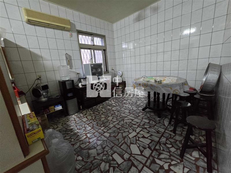 近新坡大坪數便宜農舍房屋室內格局與周邊環境