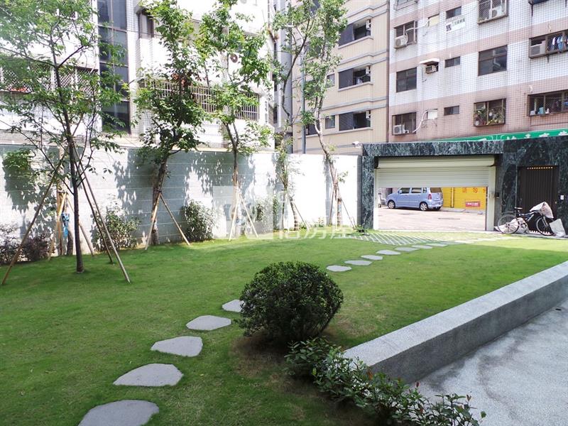 漢口大地坪花園電梯豪墅房屋室內格局與周邊環境
