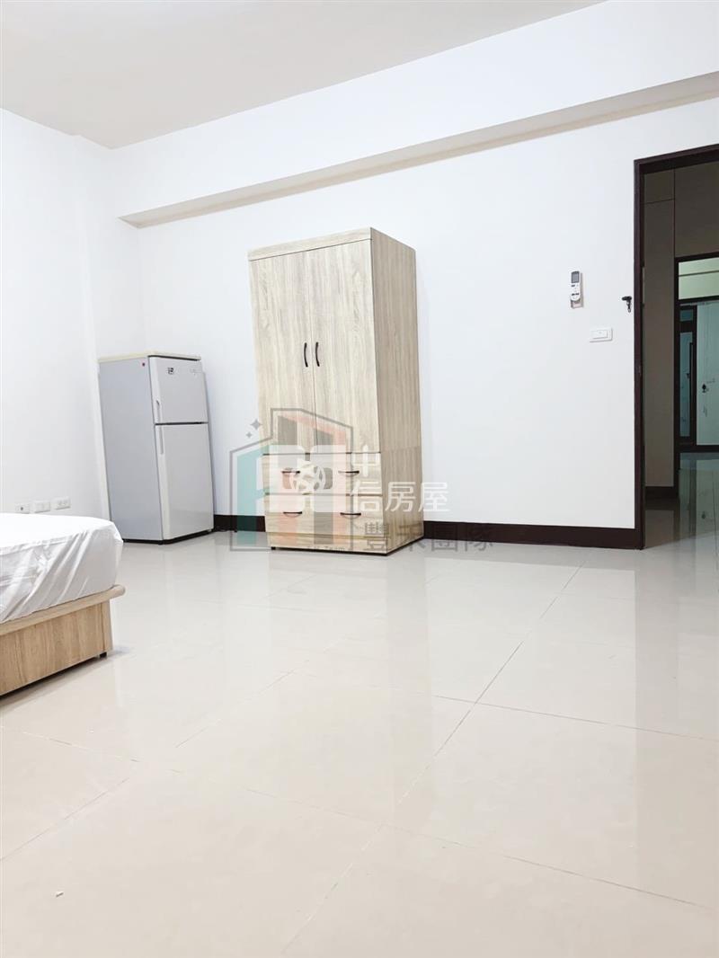 【豐禾】【專任】近內壢交流道電梯黃金店面房屋室內格局與周邊環境