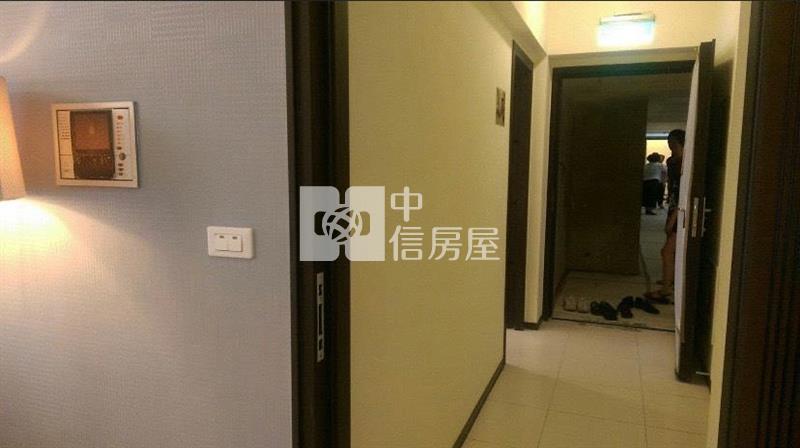 鼎藏璞麗獨立2套房+平車房屋室內格局與周邊環境