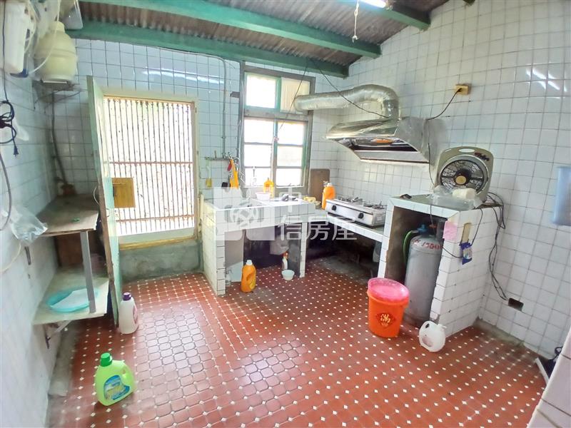 內壢大華路透天房屋室內格局與周邊環境