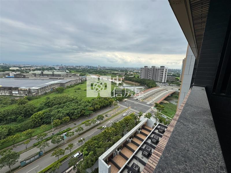 青埔美術水公園2房+平車房屋室內格局與周邊環境