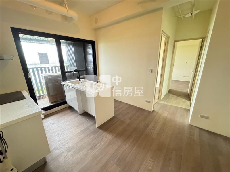 青埔美術水公園2房+平車房屋室內格局與周邊環境