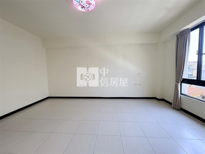 海佃路大面寬智能科技輕屋齡車墅房屋室內格局與周邊環境