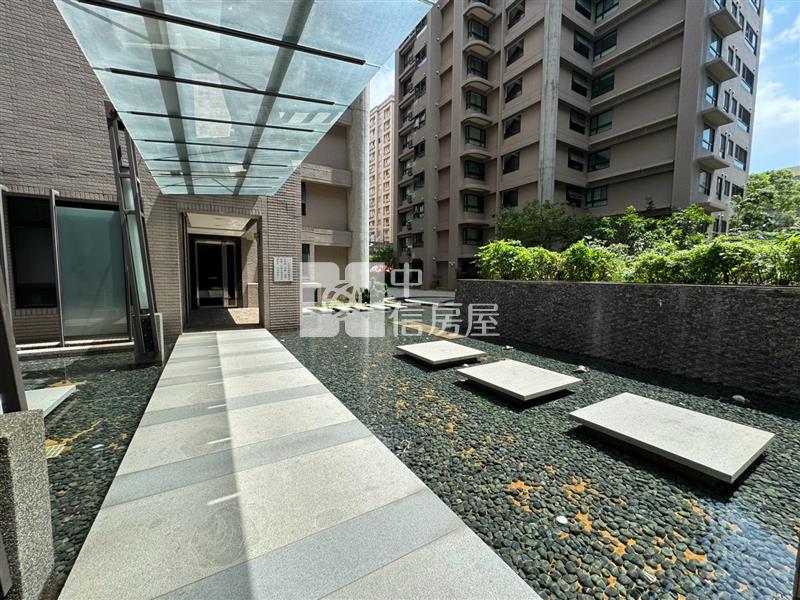 環東商圈開放式格局+雙車房屋室內格局與周邊環境