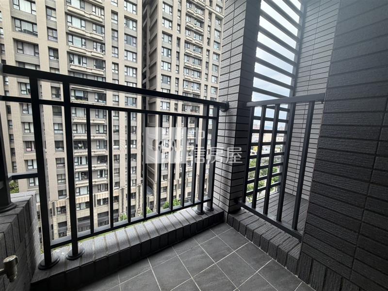 八德城中大璽全新三房車房屋室內格局與周邊環境