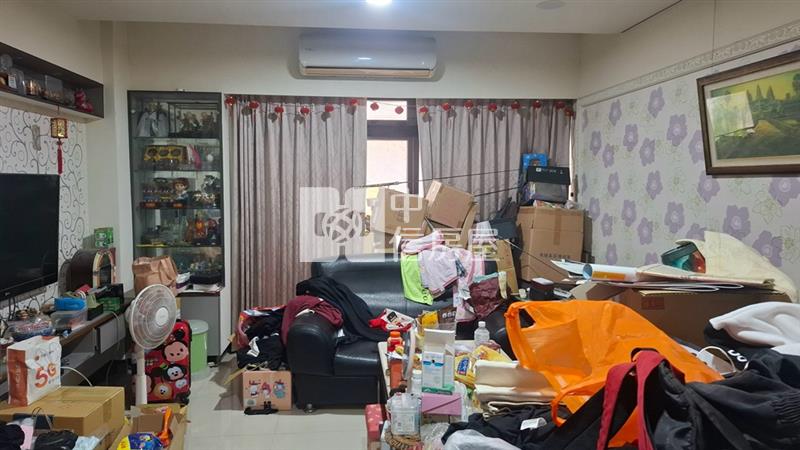 720滿庭芳電梯四房美屋車位另購房屋室內格局與周邊環境