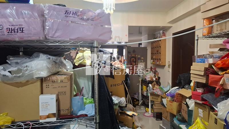 720滿庭芳電梯四房美屋車位另購房屋室內格局與周邊環境