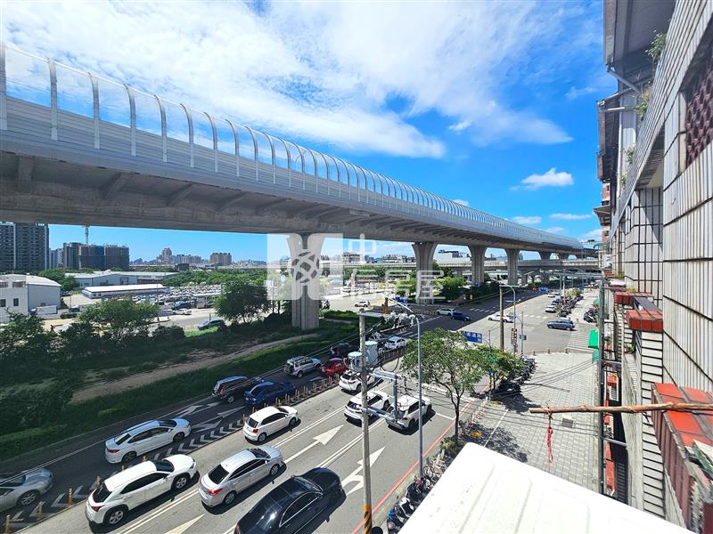環中路北屯路交界朝南金透店房屋室內格局與周邊環境