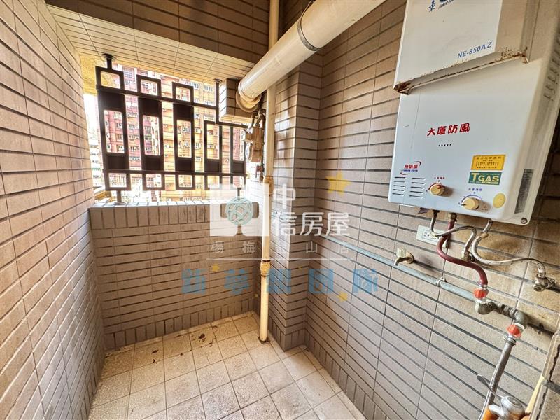 【新夢想】學悅兩房車楊明國小第一排房屋室內格局與周邊環境