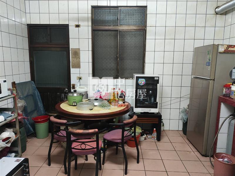 廣南路大地坪透天房屋室內格局與周邊環境
