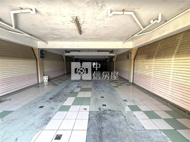 過嶺重劃區雙車位別墅房屋室內格局與周邊環境