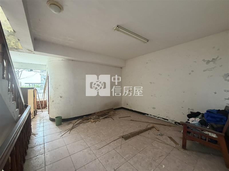 龍潭低總價大地坪透天-需大整理房屋室內格局與周邊環境