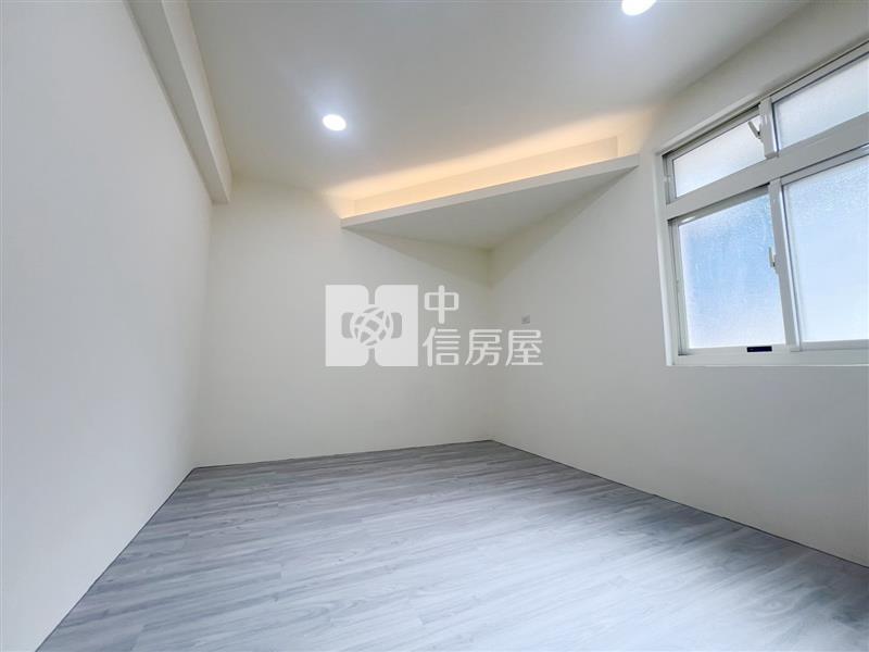 東信路山景美裝潢2房房屋室內格局與周邊環境