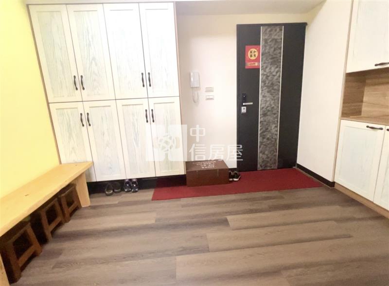 佳福謙邑精裝大三房附機上休旅車位房屋室內格局與周邊環境