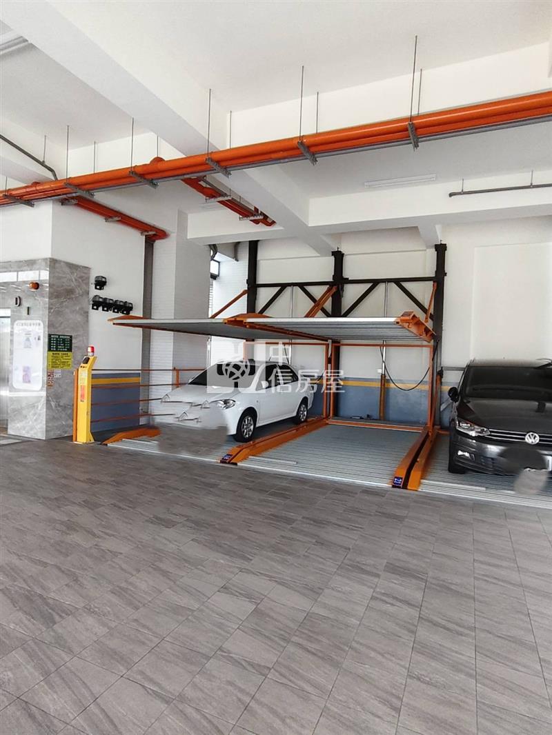 麻豆市中心/全新2房華廈/雙車位房屋室內格局與周邊環境