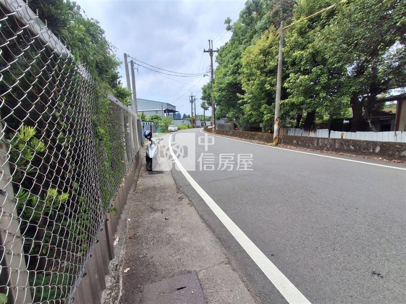 近復旦高中都計內農地房屋室內格局與周邊環境