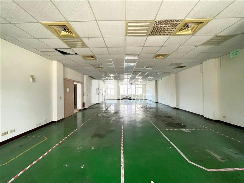 R11 龍潭工業區雙透天廠房【新莊中央加盟店】房屋室內格局與周邊環境
