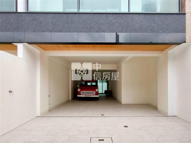 東山商圈全新朝南電墅A房屋室內格局與周邊環境