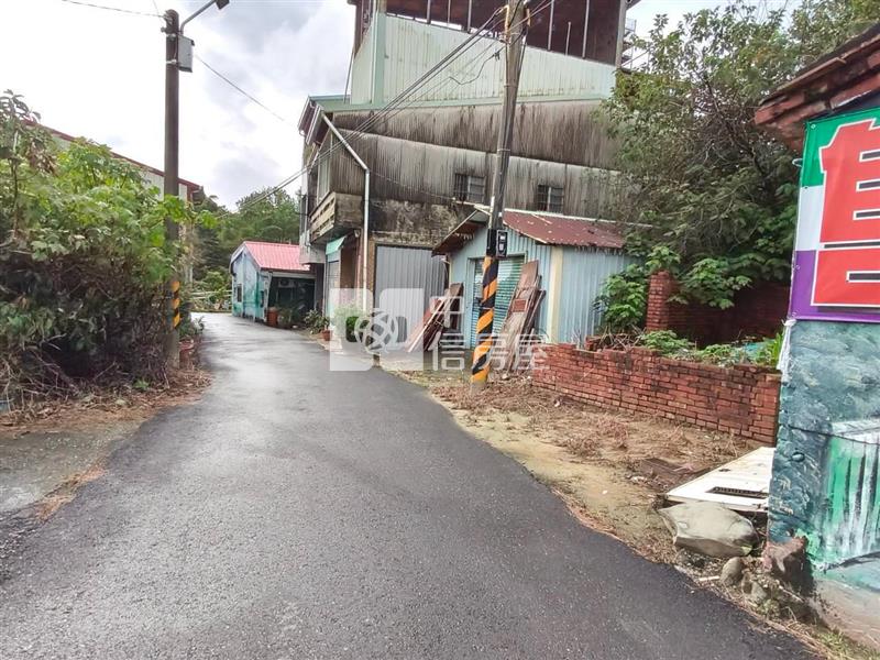 關廟新光彩繪村美建地房屋室內格局與周邊環境