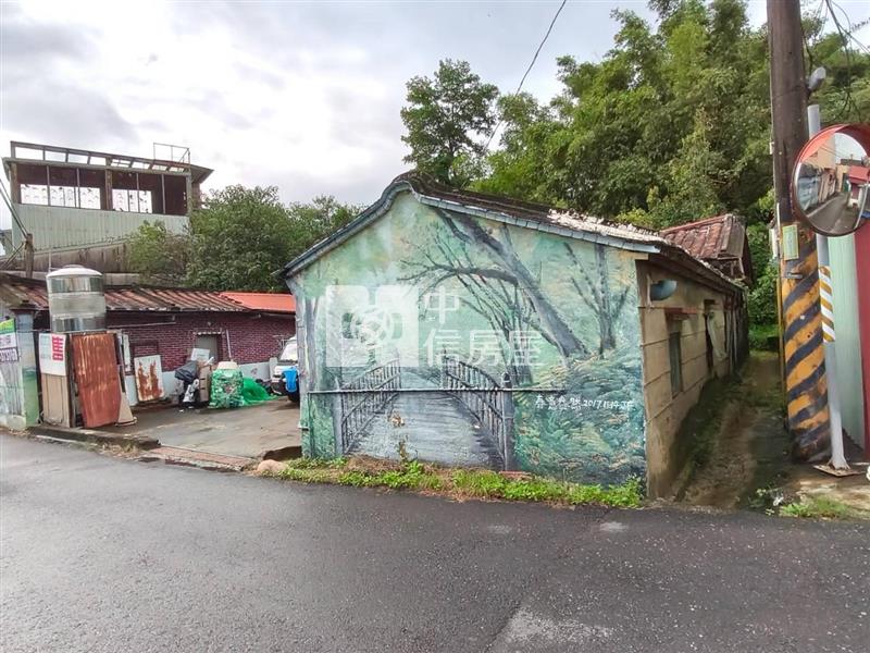 關廟新光彩繪村美建地房屋室內格局與周邊環境