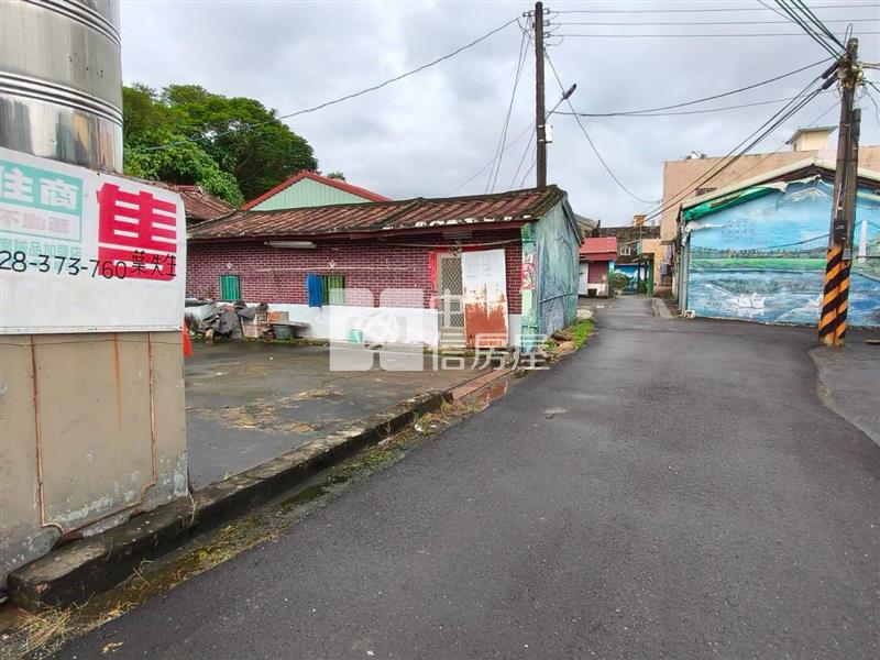 關廟新光彩繪村美建地房屋室內格局與周邊環境