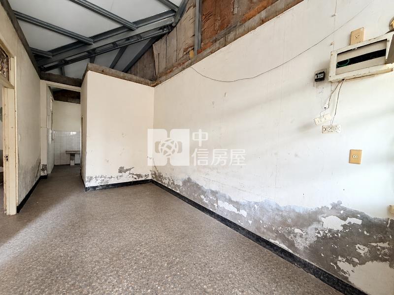 崇倫國中大面寬平房房屋室內格局與周邊環境