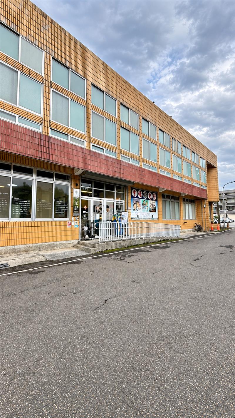 近體育園區崗石花園雙車位別墅房屋室內格局與周邊環境