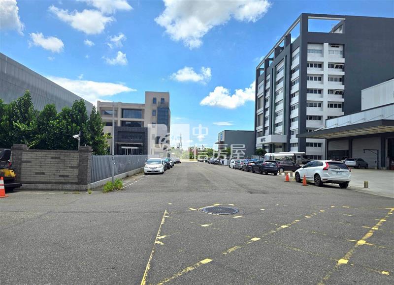 楊梅【高鐵南路】臨15米路面寬丁工房屋室內格局與周邊環境