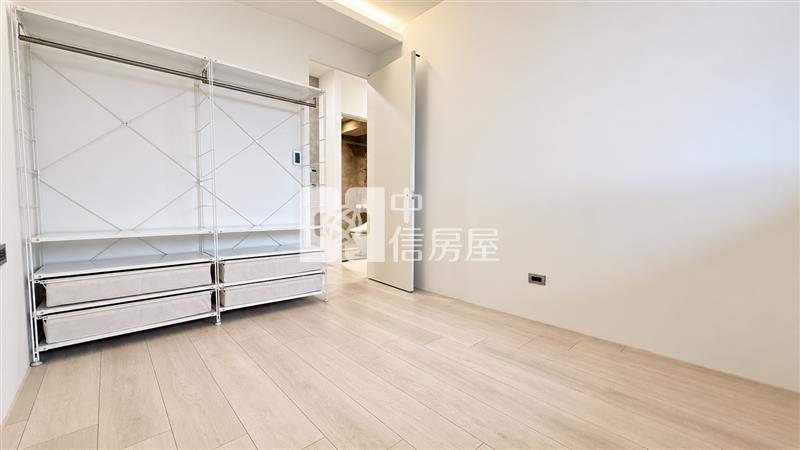 青埔明日朗朗日系裝潢一房車(原兩房改一房)房屋室內格局與周邊環境