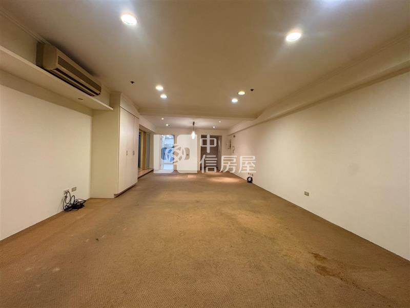 室內58坪雙面採光.SOGO.威尼斯4+1房車房屋室內格局與周邊環境